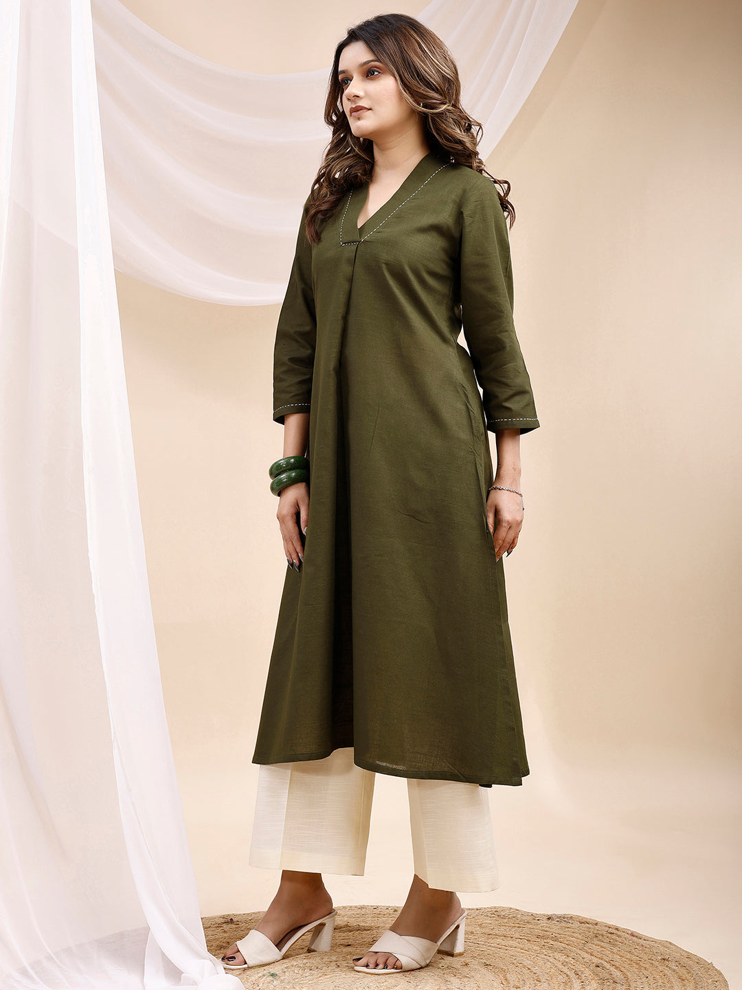 Olive A Line Collar Threadwork Linen Kurta with Palazzo